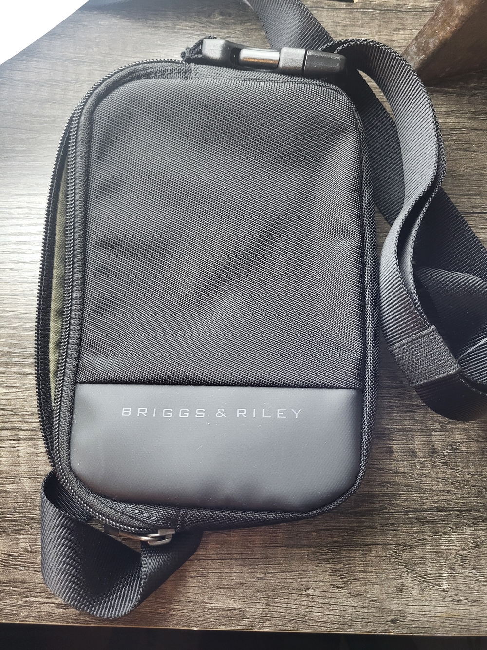 Briggs & Riley ZDX Small Sling Bag Black Compact Crossbody